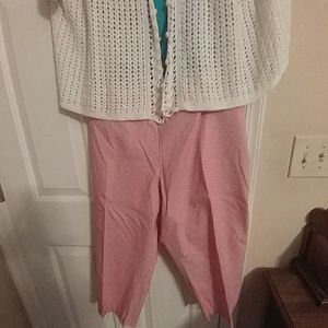 Pink and white stretchy capris